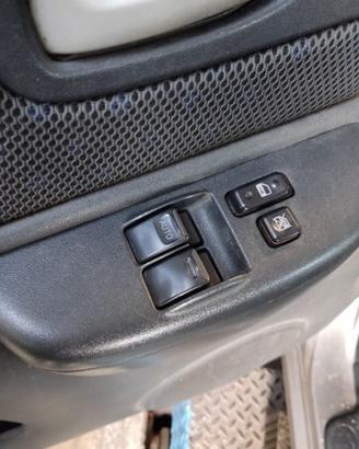 Comando vetri ant sx TOYOTA YARIS VERSO del 2003