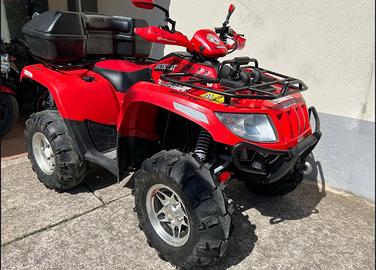Quad artic cat 4x4