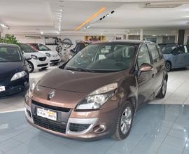 Renault Scenic Scénic X-Mod 1.5 dCi 110CV Luxe