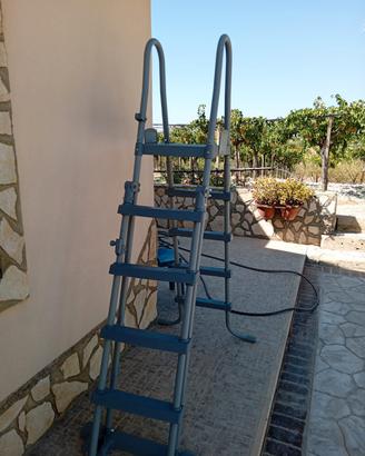 Scaletta per piscina fuori terra 