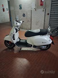 Piaggio Vespa 300 GTS - 2018