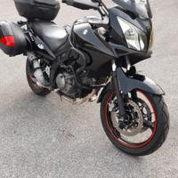 Suzuki V Strom 650 DL Traveller