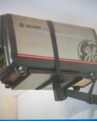 VIDEOPROIETTORE LCD VINTAGE (PER COLLEZIONISTI
