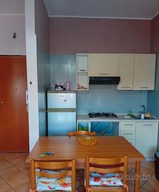 Trilocale arredato a pochi passi dal mare