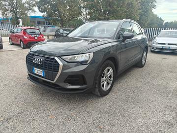 Audi Q3 35 TDI S tronic Business Advanced