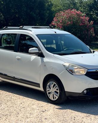 Dacia Lodgy 1.6 8V 85CV GPL 5 posti Lauréate