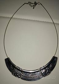 Collana semirigida indios