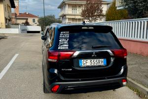 Mitsubishi Outlander Instayle