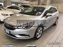 Opel astra 2017 2018 2019 2020 ricambi