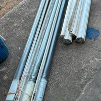 Tende a rullo antipioggia e antivento