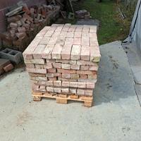 mattoni pieni vecchi 