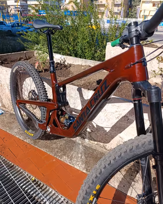 Santa Cruz Bronson cc tgM come nuova 