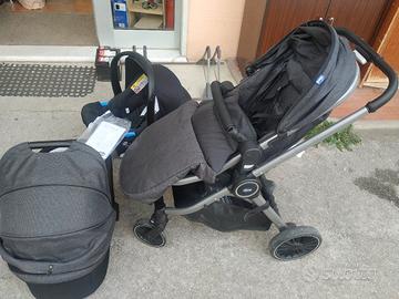 PASSEGGINO CHICCO ULTIMA GENERAZIONE TRIO COMPLETO