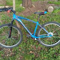 bicicletta in condizioni discrete 