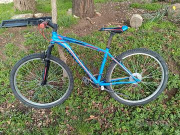 bicicletta in condizioni discrete 