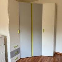 Armadio ad angolo per cameretta