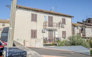 Appartamento con balcone e vista mare