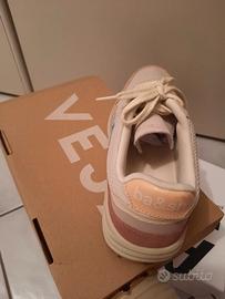Calzature VEJA taglia 40