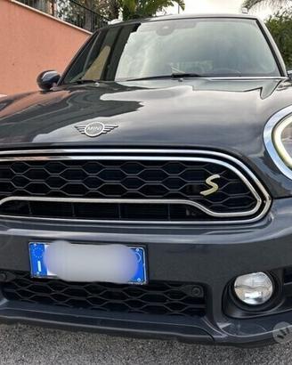Mini Cooper S Countryman se all4 ibrida plug in 22