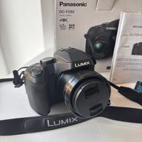 PANASONIC LUMIX DC-FZ82, con accessori inclusi