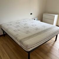 Letto matrimoniale + materasso sfoderabile