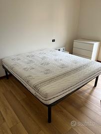 Letto matrimoniale + materasso sfoderabile