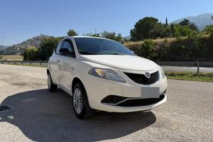 Lancia y 0.9 twinair metano