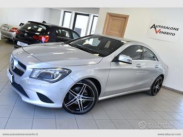 MERCEDES-BENZ CLA 200 d Automatic Premium Dark Nig