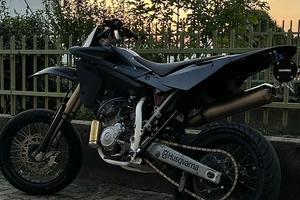 Husqvarna SMR 125 (200cc) 2013