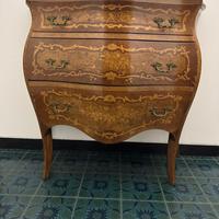 Cassettone bombato metà ‘900