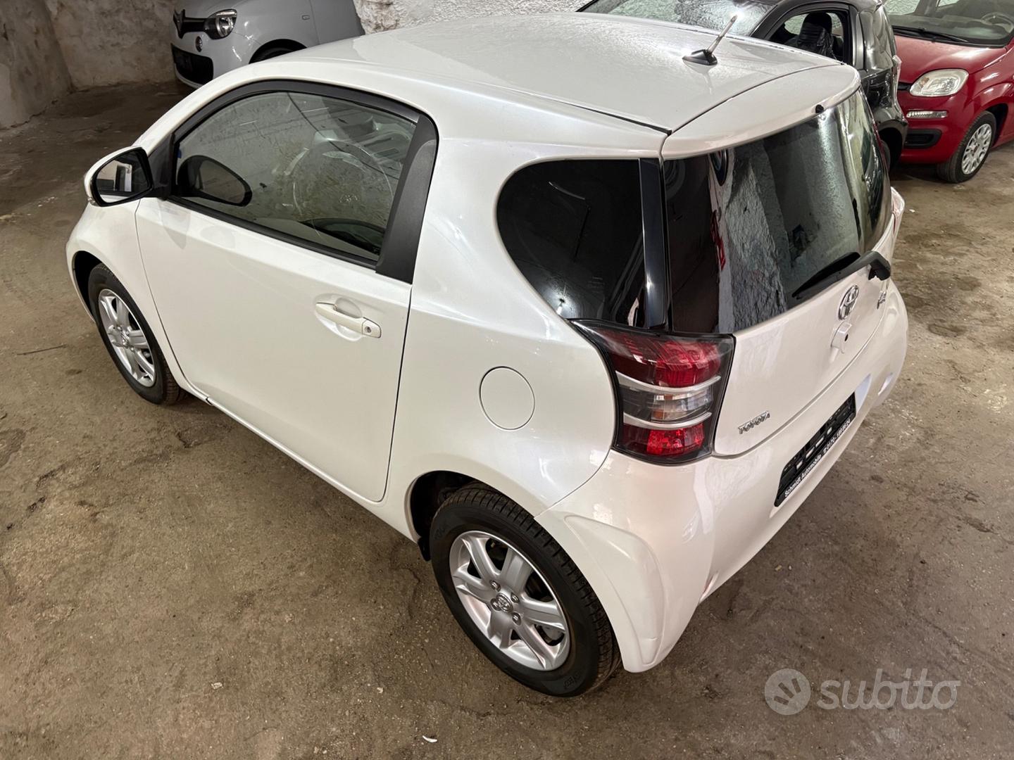 Toyota Iq 2009 photo 3