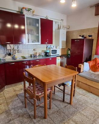 Quadrilocale (100 mq) con tripla esposizione e por