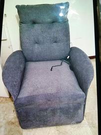 Poltrona reclinabile elettrica 