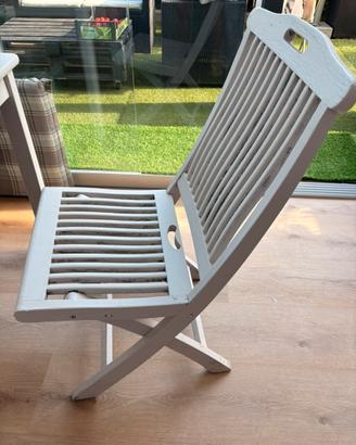 Tavolo con 4 sedie in legno