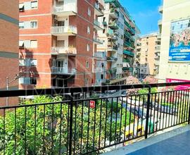 Via G. Palermo - 5 vani con ampie balconate