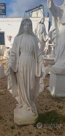 Madonna in Cemento