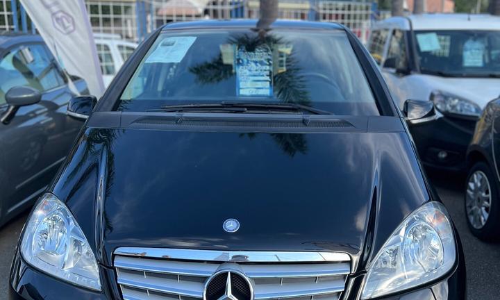 Mercedes-benz A 160 CDI BlueEFFICIENCY Avantgarde