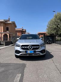 MERCEDES GLA 200