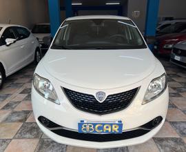 Lancia Ypsilon 0.9 TwinAir 85 CV 5 porte Metano Ec