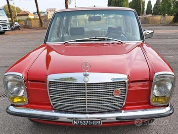 mercedes benz d200 del 1974