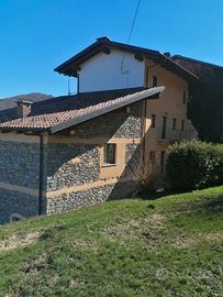 Casa libera su 3 lati