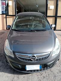 Opel Corsa 12 benzina gpl