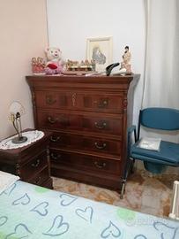 Cassettiera in legno