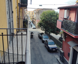 Singola 2,5 Vani +Terrazzo Motta Sant'Anastasia