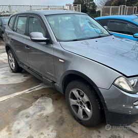 BMW X3 E83 2.0 Diesel N47D20C Xdrive PER RICAMBI