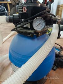 filtro con pompa per piscina