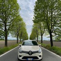 Renault clio 1.2 5 porte neopatentati