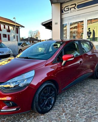 Renault Clio 1.5dCi 75CV 5P - Neopatentati