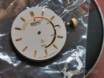 Movimento e quadrante originale Seiko Kinetic.