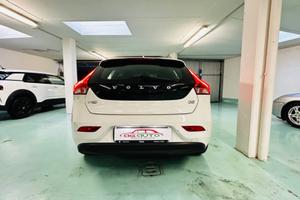 Volvo V40 D2 1.6 diesel (anche per neopatentati)